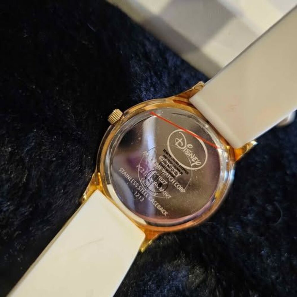 Vintage Disney Miss Piggy ladies watch - Picture 2 of 4